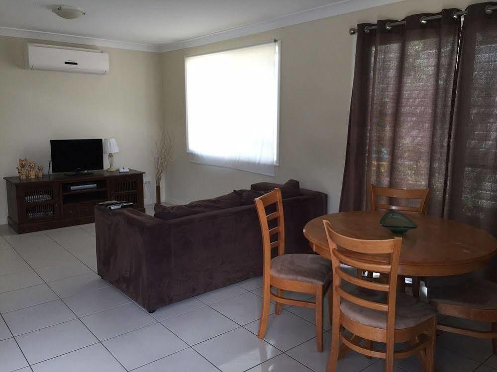Holland Park Motel Brisbane Buitenkant foto